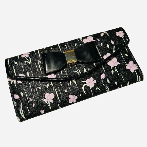 Lulu Wallet - Picture 1 of 4